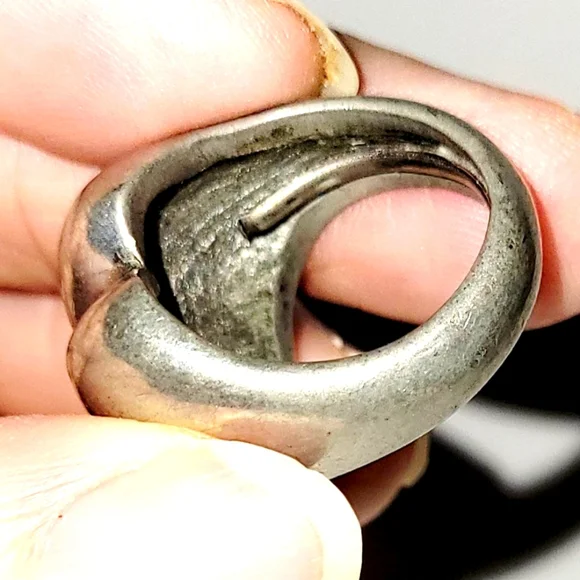 Vintage Heart Ring, Pewter Puffy Elongated Heart, Contemporary 🩶